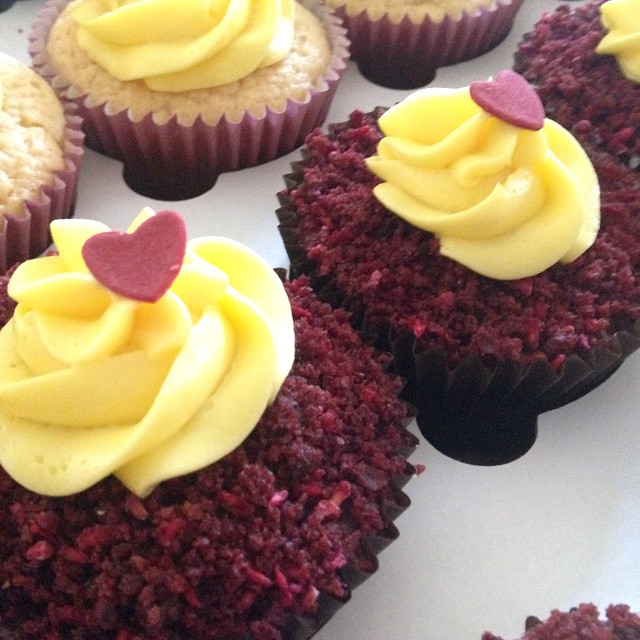 Lemon sponge #cupcakes with #redvelvet crumb topping and lemon buttercream icing